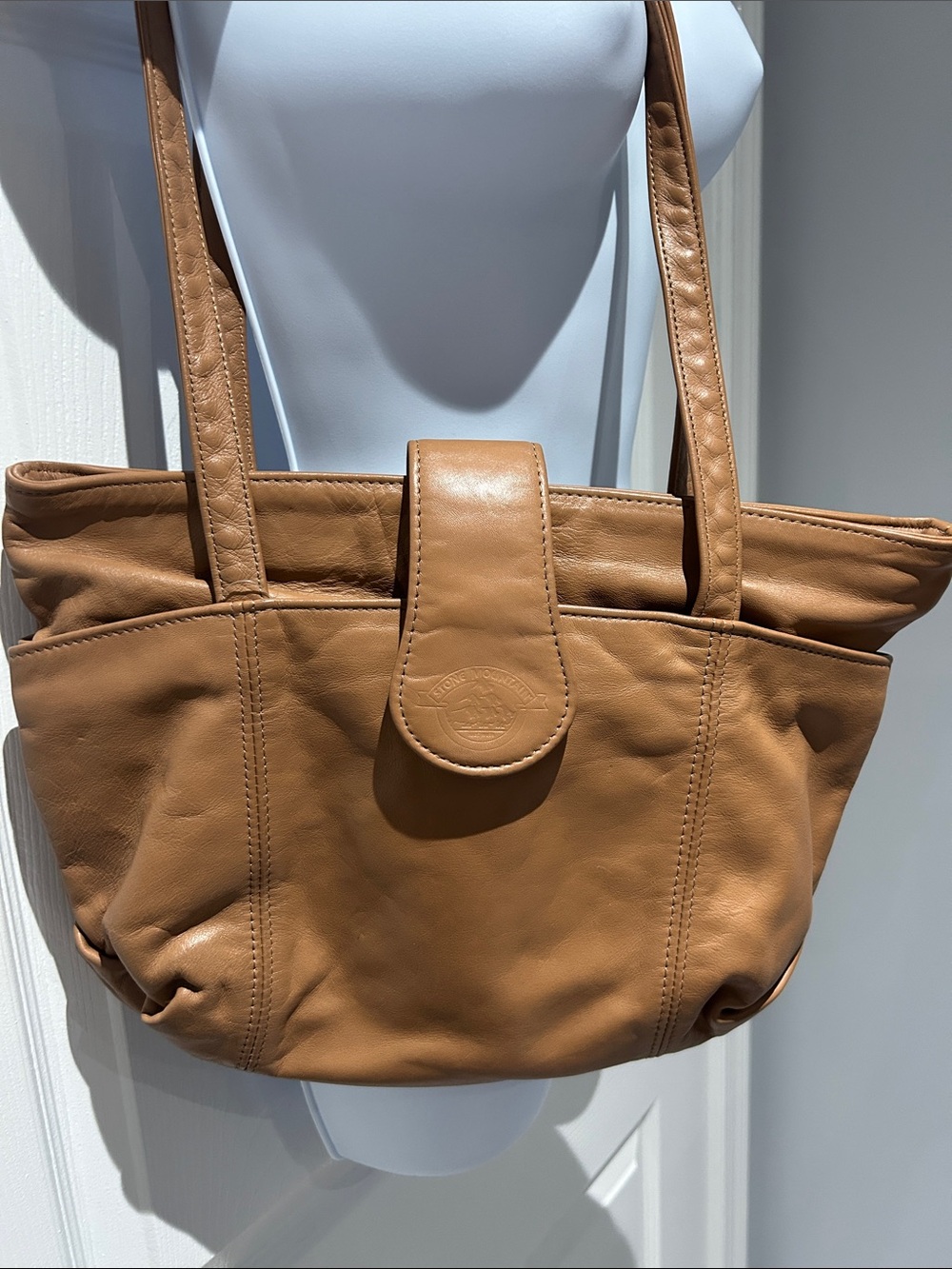Vintage Stone Mountain Accessories Tan Leather Shoulder Tote